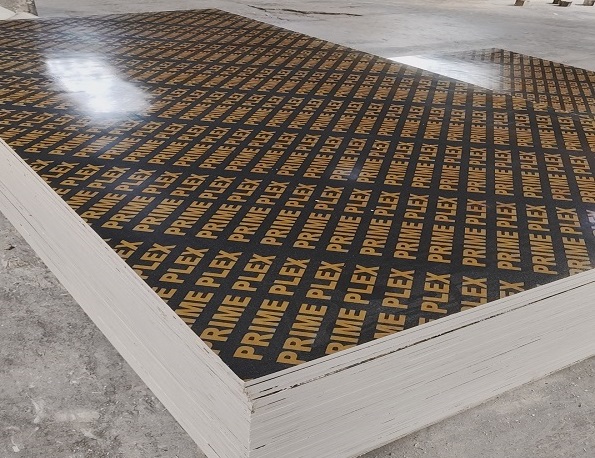 1220*2440*12/15/18mm WBP Glue Marine Plywood Film Faced Plywood for Construction 