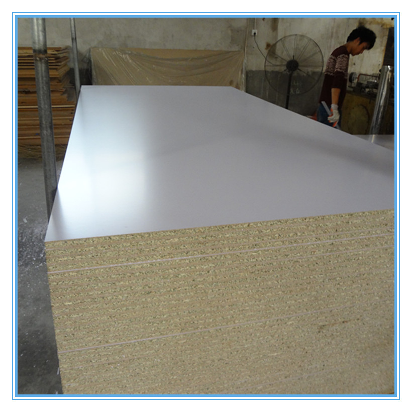 Moisture-Resistant Mealmine Laminated Particle Board for South American market