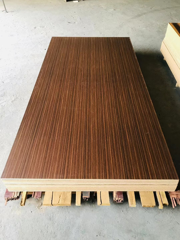 1220*2440*12/15/18mm furniture grade melamine laminate plywood