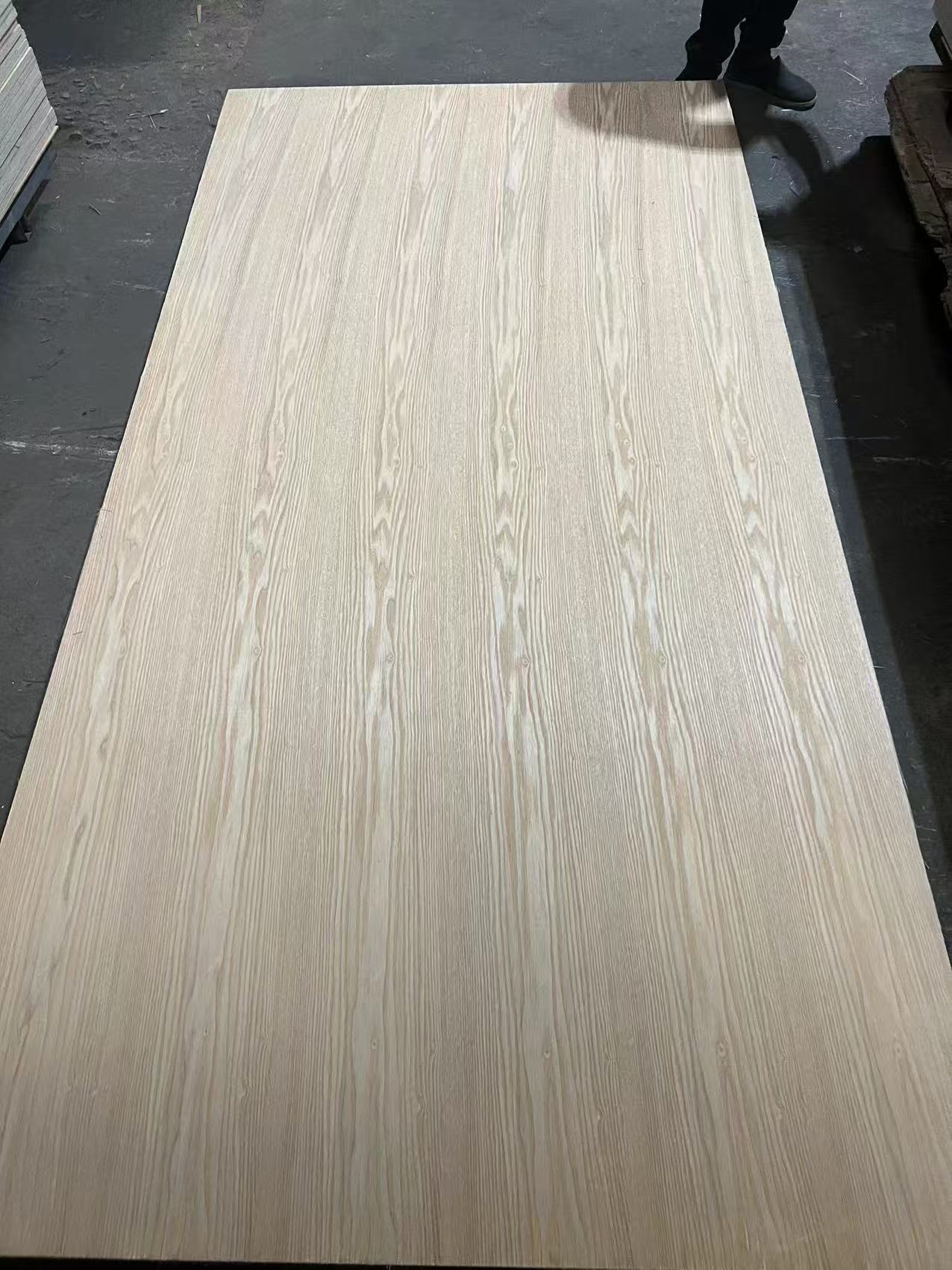 Furniture grade 1220X2440X3-25mm ashtree veneer plywood 