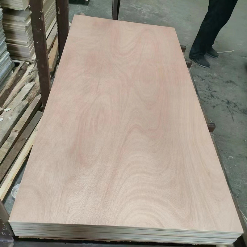 Furniture grade 1250X2450X12/15/18mm WBP Glue Commercial Plywood Okoume plywood 